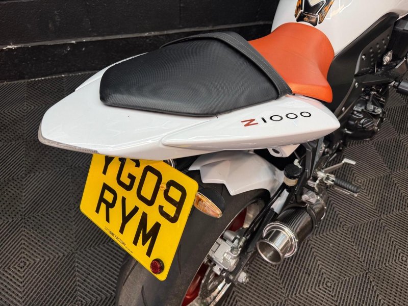 KAWASAKI Z1000