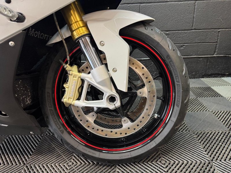 BMW S1000RR