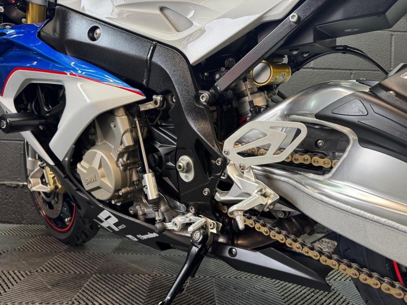 BMW S1000RR