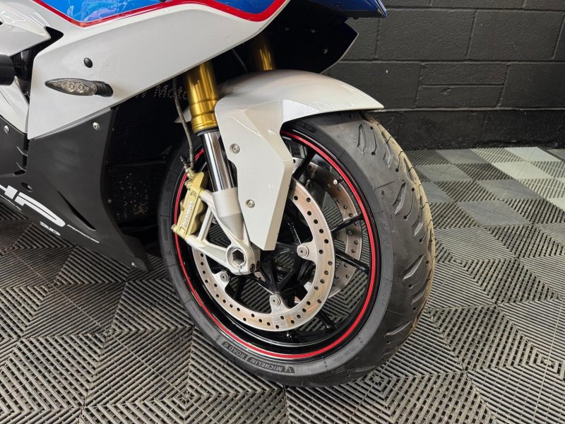 BMW S1000RR