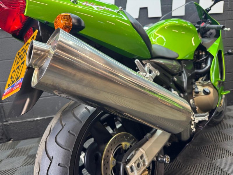 KAWASAKI ZX-12R
