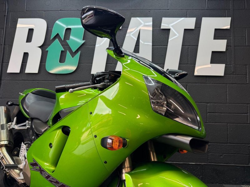KAWASAKI ZX-12R