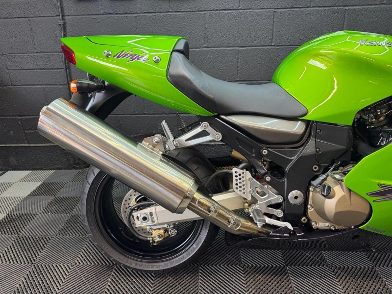KAWASAKI ZX-12R