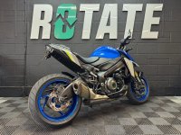 SUZUKI GSX-S1000