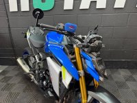 SUZUKI GSX-S1000