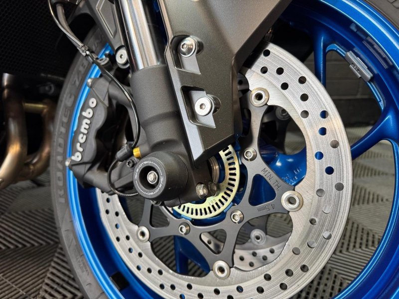 SUZUKI GSX-S1000