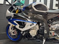 BMW HP4