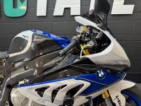 BMW HP4