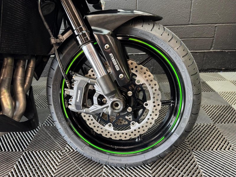 KAWASAKI Z1000