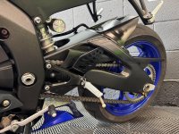 YAMAHA R6