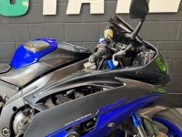 YAMAHA R6