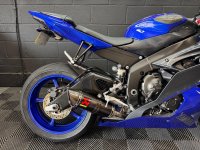 YAMAHA R6