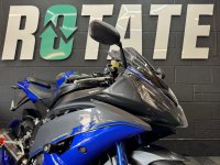 YAMAHA R6