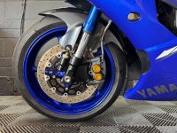 YAMAHA R6