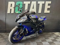 YAMAHA R6