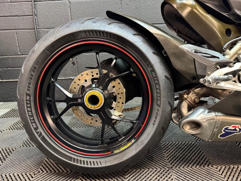 DUCATI 1199 Panigale