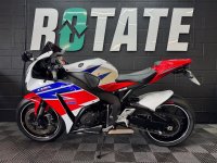 HONDA CBR1000RR Fireblade