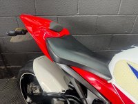 HONDA CBR1000RR Fireblade
