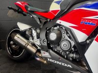 HONDA CBR1000RR Fireblade