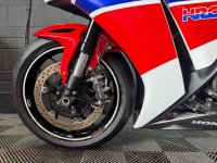 HONDA CBR1000RR Fireblade