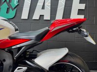HONDA CBR1000RR Fireblade
