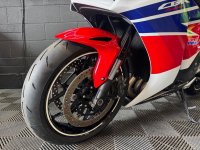 HONDA CBR1000RR Fireblade