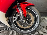HONDA CBR1000RR Fireblade