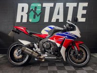 HONDA CBR1000RR Fireblade