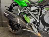 KAWASAKI Ninja H2 SX