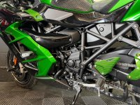 KAWASAKI Ninja H2 SX