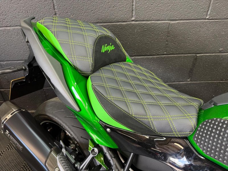 KAWASAKI Ninja H2 SX