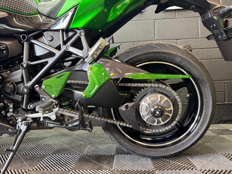 KAWASAKI Ninja H2 SX