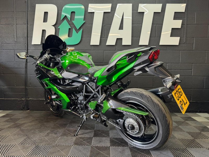 KAWASAKI Ninja H2 SX