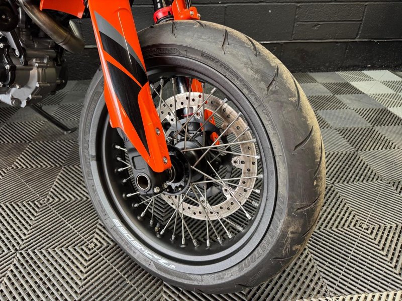 KTM 690 SMC R
