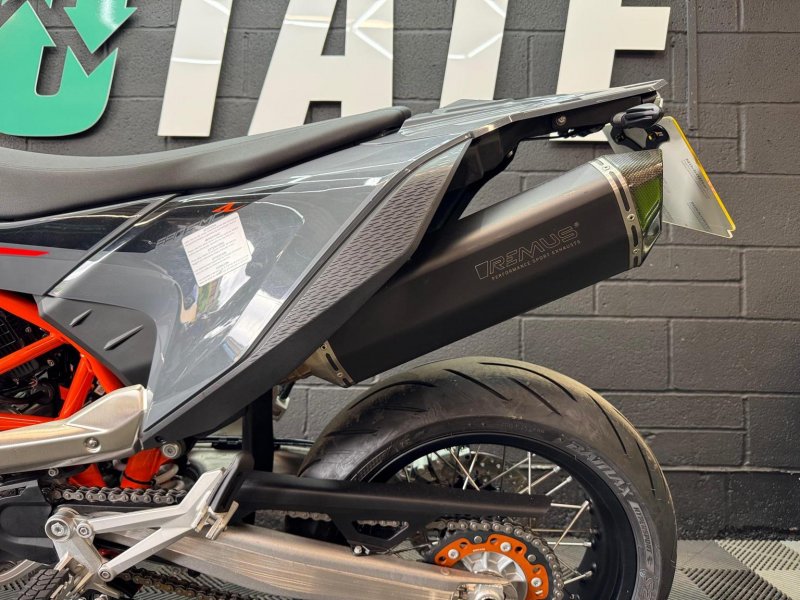 KTM 690 SMC R