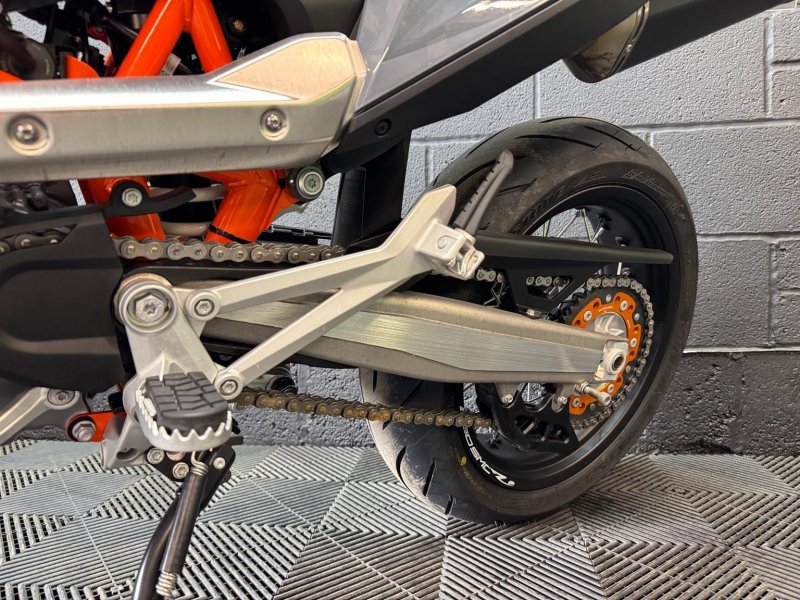KTM 690 SMC R