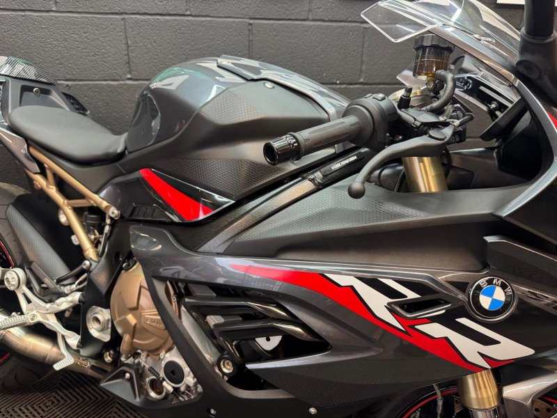 BMW S1000RR