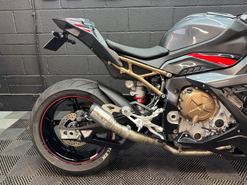 BMW S1000RR