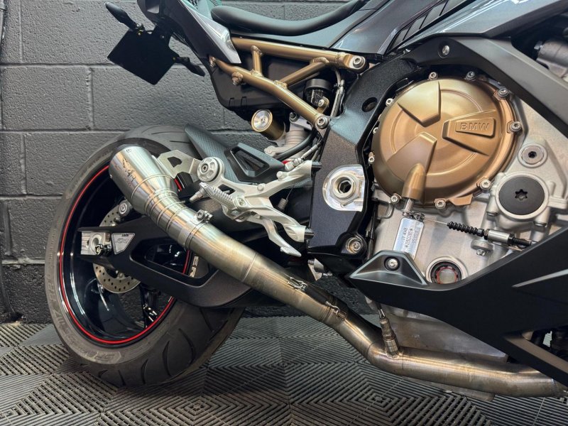 BMW S1000RR