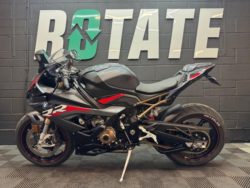 BMW S1000RR