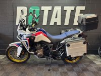 HONDA CRF1000L Africa Twin