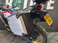 HONDA CRF1000L Africa Twin