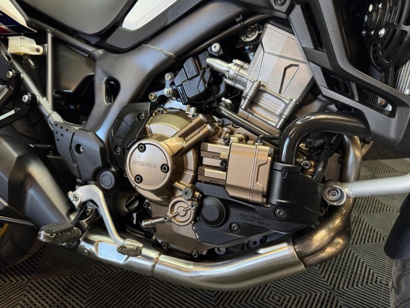 HONDA CRF1000L Africa Twin
