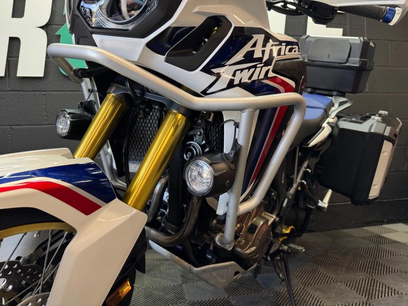 HONDA CRF1000L Africa Twin