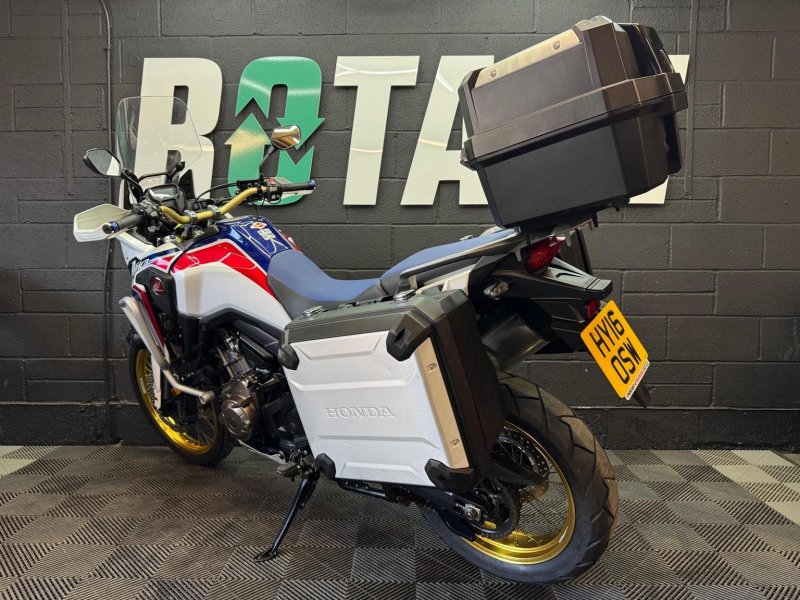 HONDA CRF1000L Africa Twin