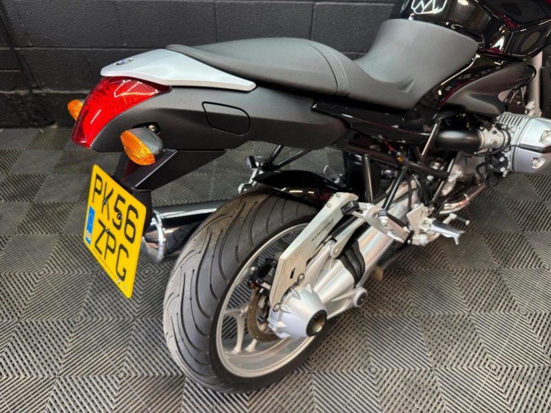 BMW R1200R
