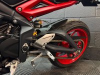 TRIUMPH DAYTONA 675