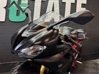 TRIUMPH DAYTONA 675