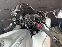 SUZUKI GSX1300R Hayabusa