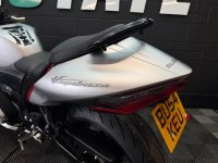 SUZUKI GSX1300R Hayabusa